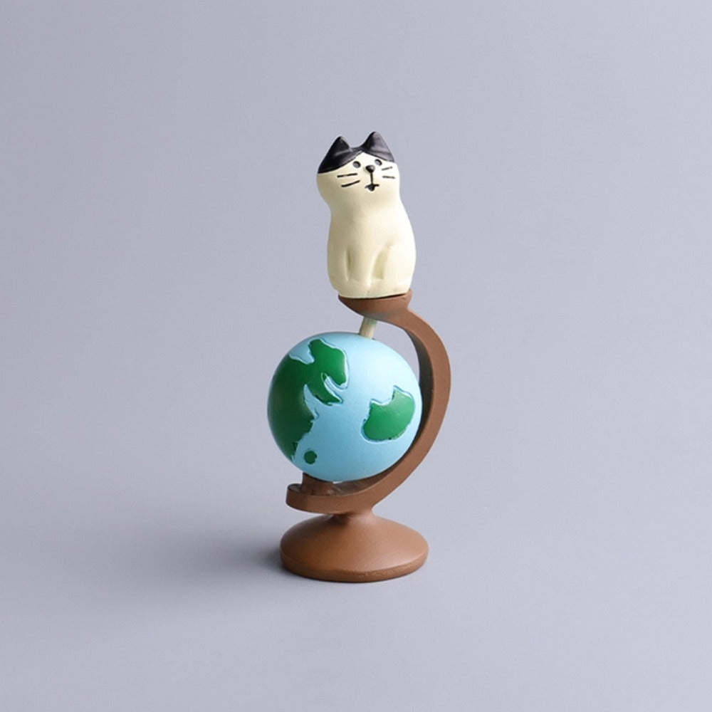Décorations de bureau en forme de chat voyageur